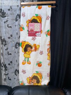 Viral Orange Blossom Blanket