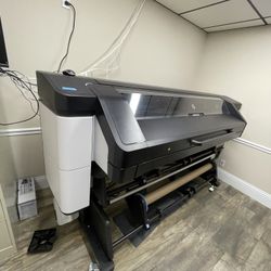 Hp 700w Large Format Latex Printer 