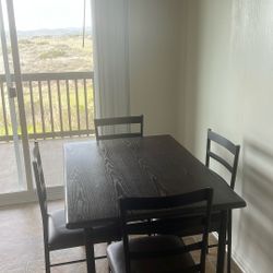 4 Seater Dinner Table