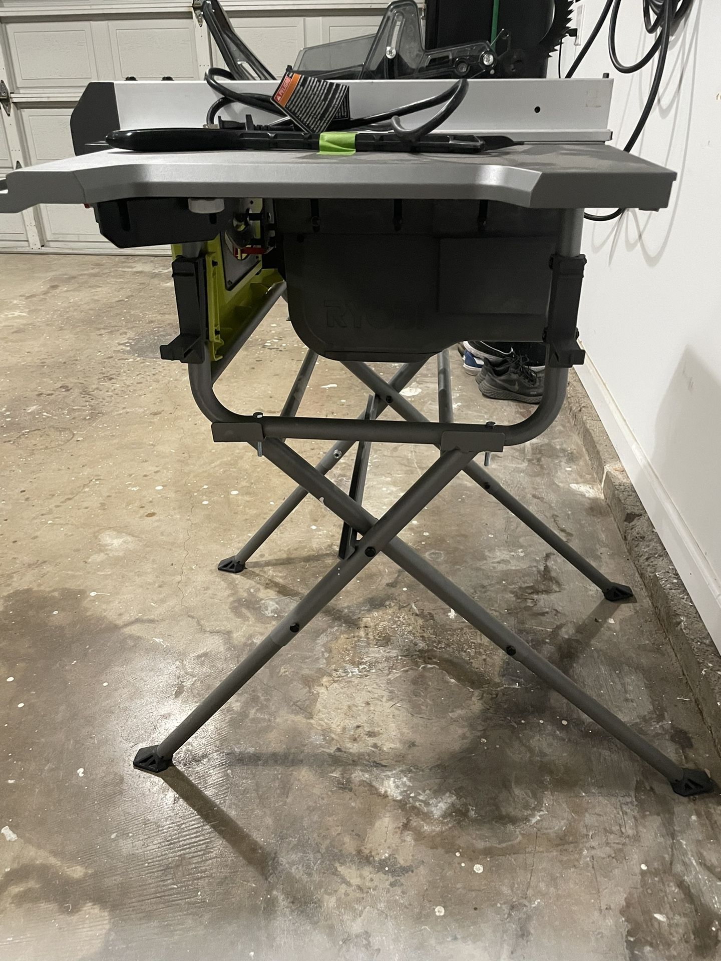Ryobi RTS12 15amp 10 inch portable table saw for Sale in San Dimas, CA