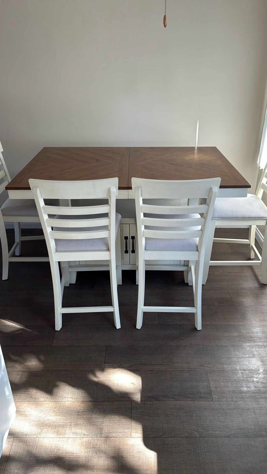 Dining Table With Extender: Sits 6-8