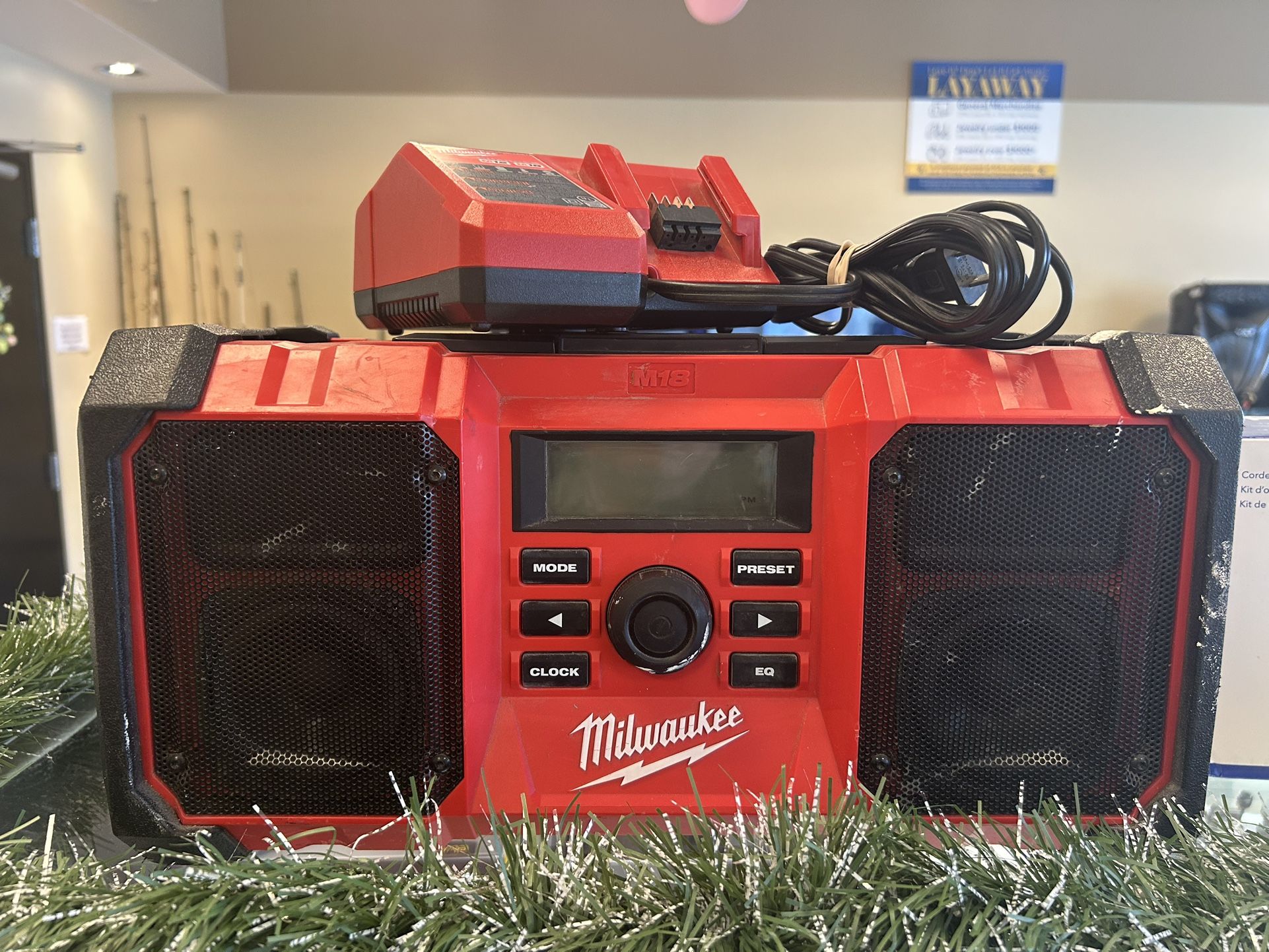 Milwaukee M18 Jobsite Radio
