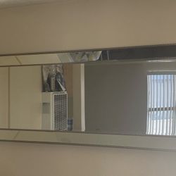 Unique Mirror 