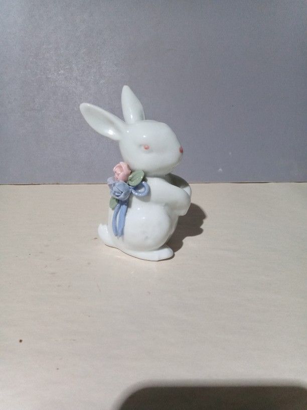 Lladro Figurine 