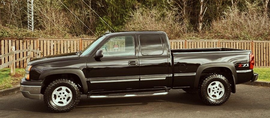 4X4 2003 Chevy Black Friday 🎁