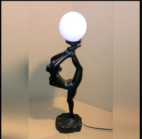 BEAUTIFUL VINTAGE ART DECO STYLE NUDE LADY 9X30 " TABLE LAMP