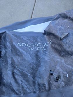 Arctic Ice Saluspa.  Cold plunge