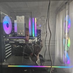 Gaming Pc And Curved Monitor 