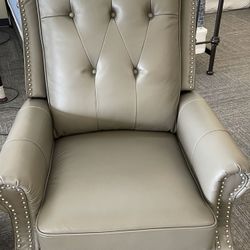 Ridgewood Top Grain Leather Pushback Recliner. Set of 2
