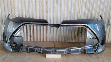 2017-2019 Toyota Corolla Rear Bumper Cover OEM