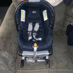 Chicco Infant Car Seat 