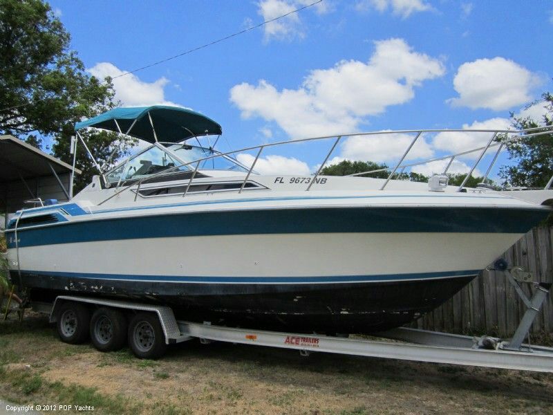 1989 Wellcraft Monte Carlo 28 ft Cabin Cruiser
