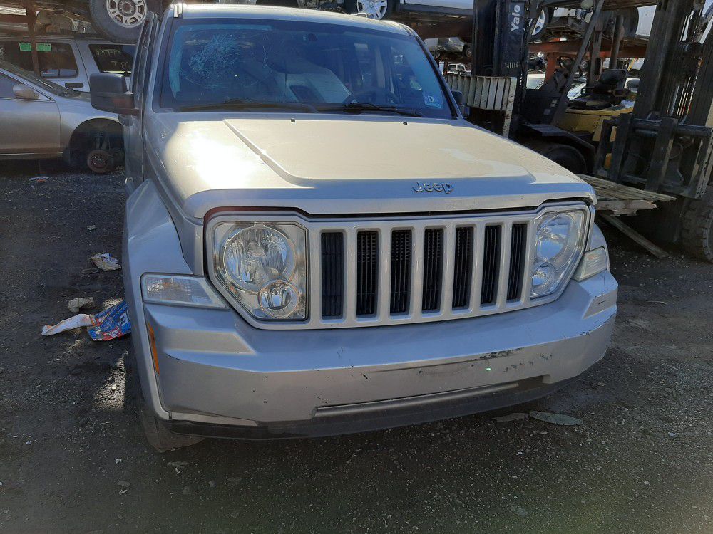 Jeep 2008 only parts