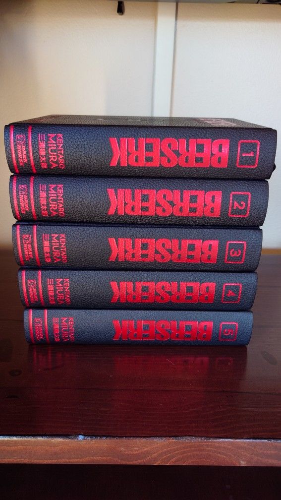 Berserk Deluxe Edition Volumes 1-5