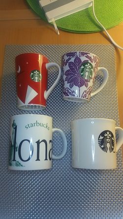 New Starbucks city holidays logo mug