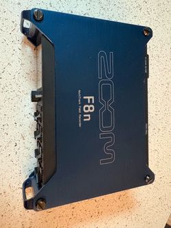 Zoom F8n 8-Channel MultiTrack Field Recorder + Zoom Bag & Accessories