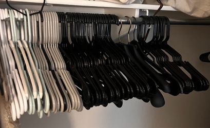 Clothes hanger