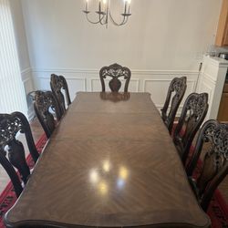 dining table and 8 chairs 