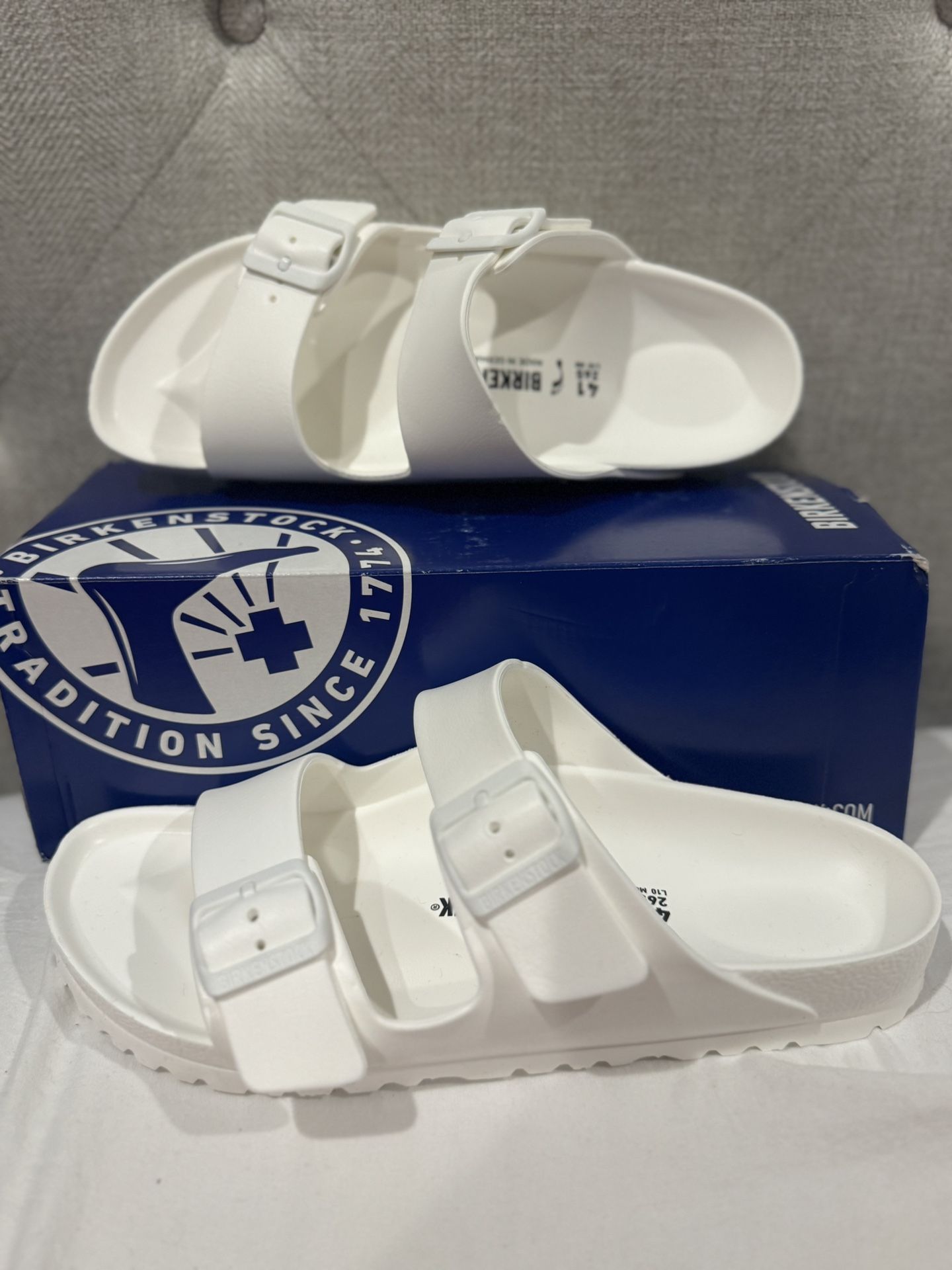 White Birkenstock Women’s Size 10