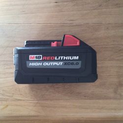 Milwaukee M18 HIGH OUTPUT Battery XC6.0.  Brand NEW .  NUEVO 