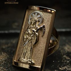 gold santa muerte