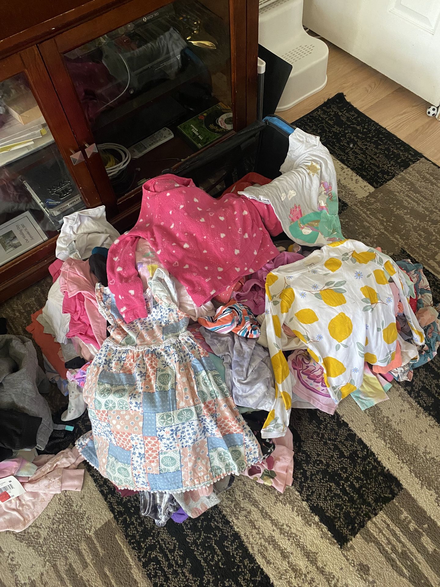 Pile of Girls 4T Clothes