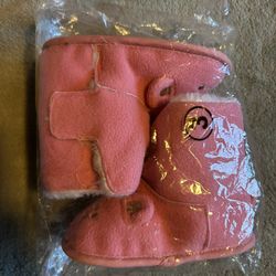 New Baby Girl Size 3 Shoes 