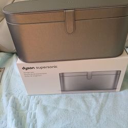Brand New Dyson Presentation / Travel Case For Dyson Hair Dryer