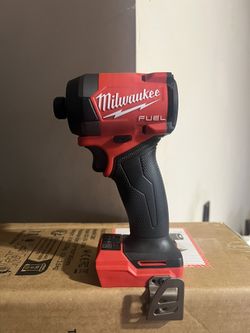 Milwaukee M18 Fuel Cordless Hex Impact Driver Tool Only