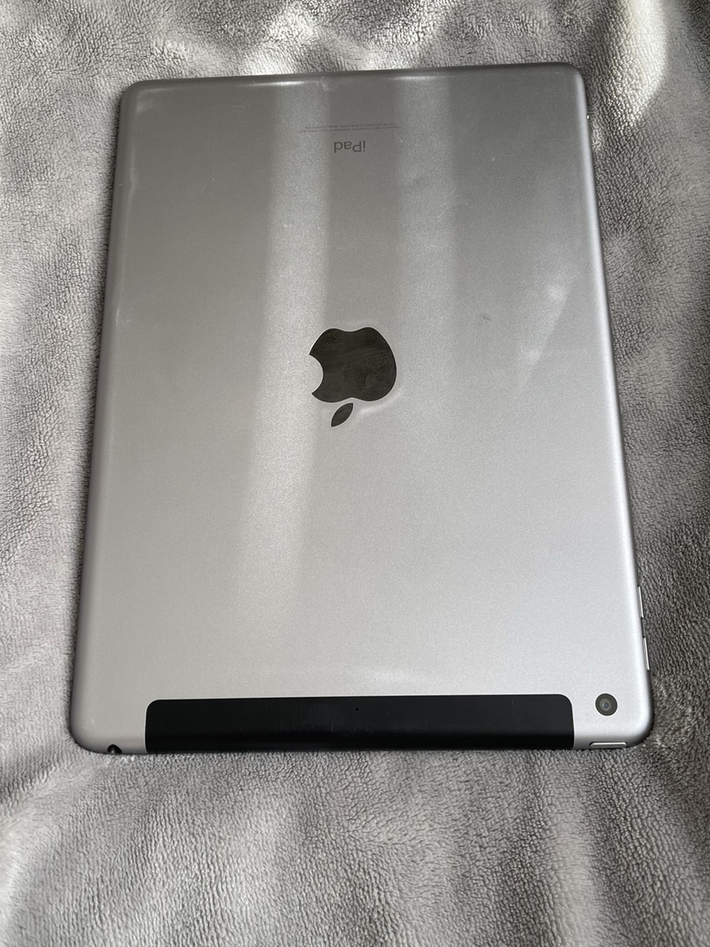 IPAD 32 GB