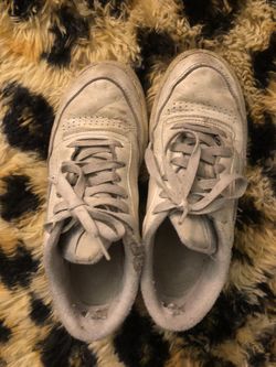 USED Reebok Shoes