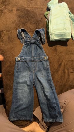Toddler gap overall