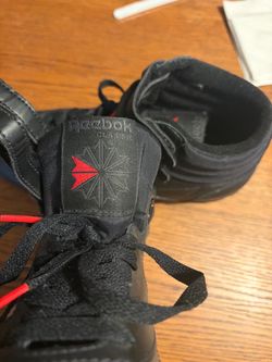 Reebok Classic Sneakers Black and Red
