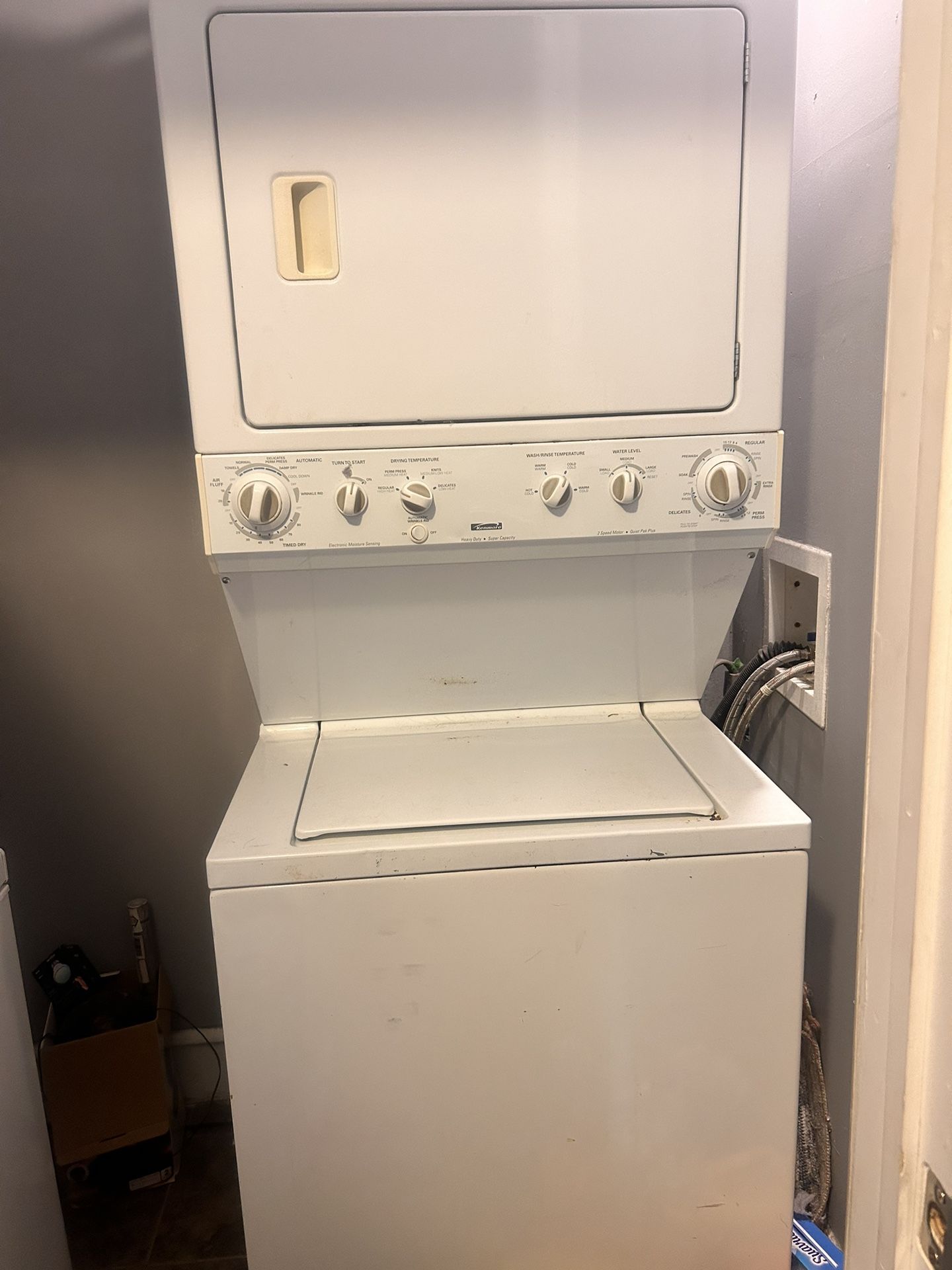 Washer/Dryer (stacked)