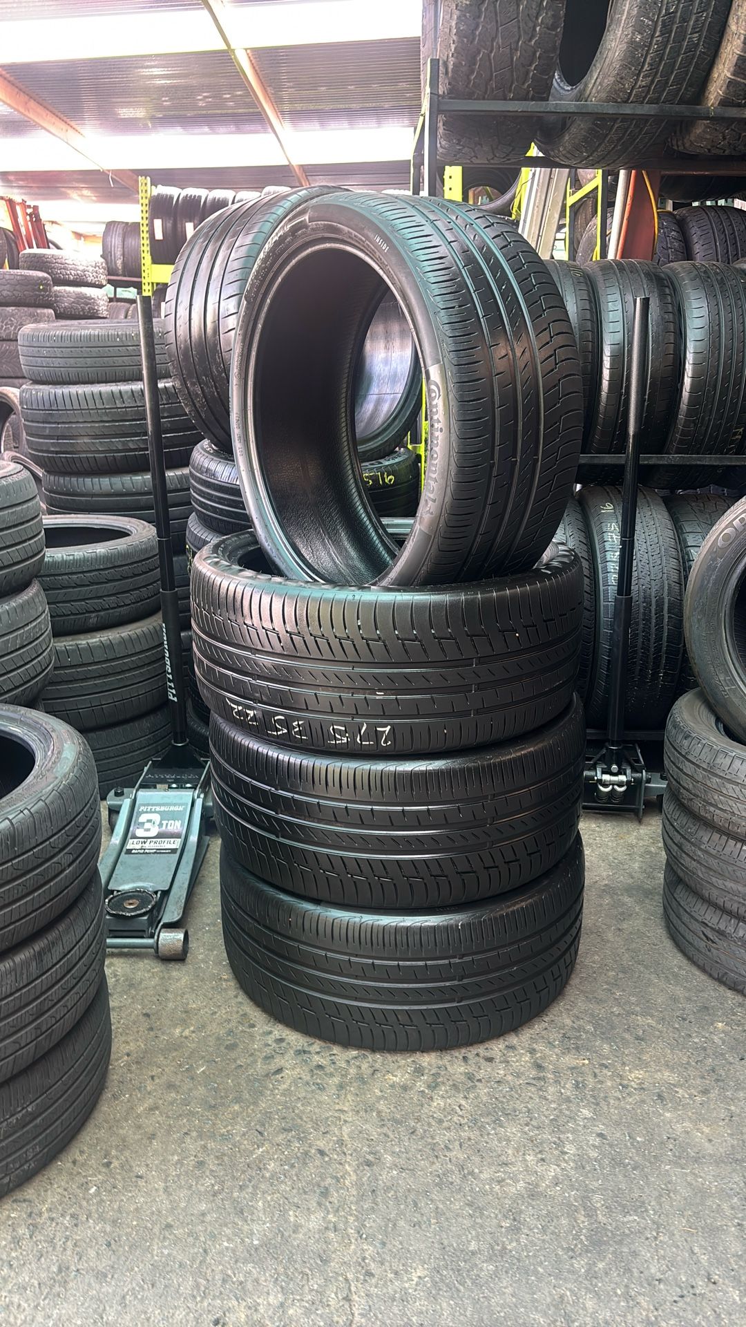 (4)275-35-22 YXL Continental Premioun Contac 6