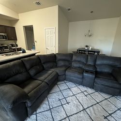 Reclining 2pc Sectional Couch