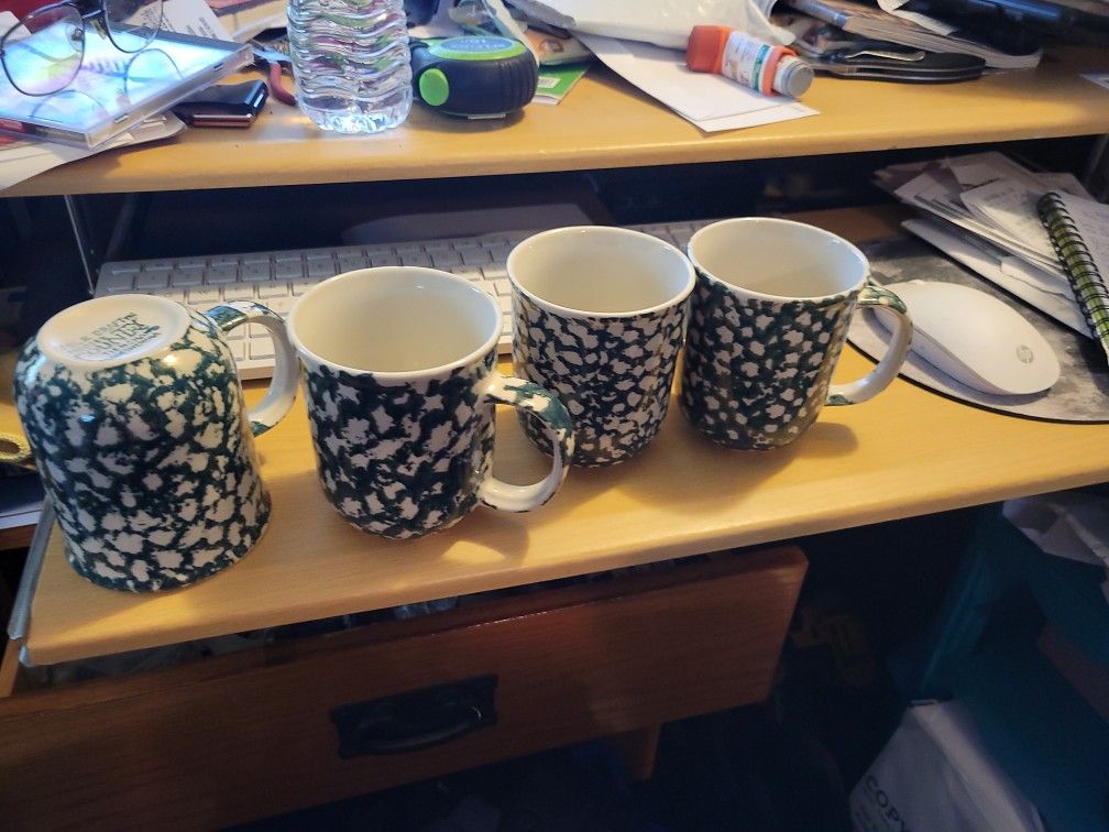 Vintage Folk Craft Moose Country Set Of 4 Mugs