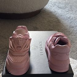 Versace Shoes 