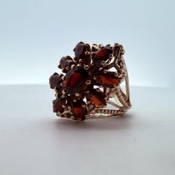 10K Gold & Garnet Sunburst Ring 