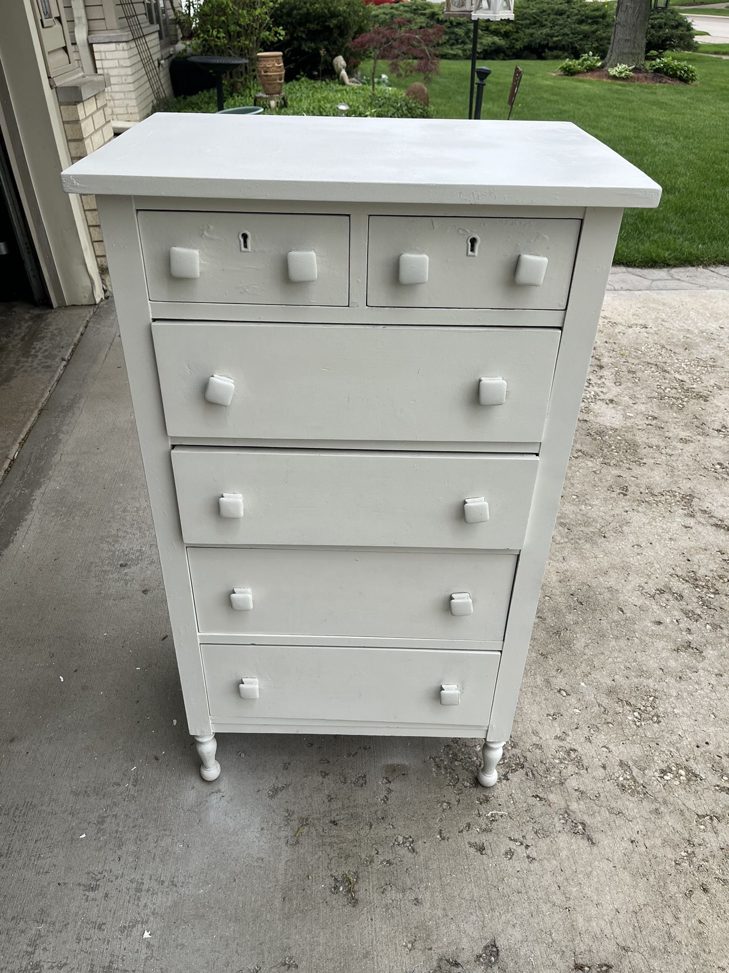 Antique, Vintage White Dresser With Six Drawers