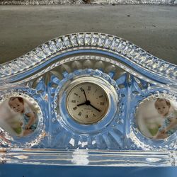 Crystal Clear Picture Clock