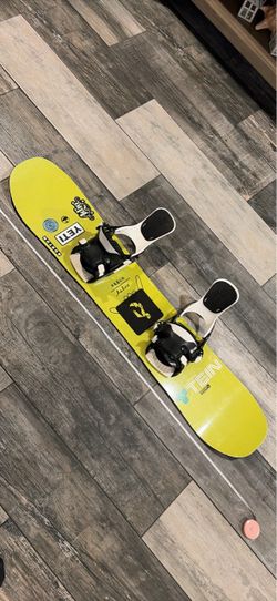 Arbor Helix Snowboard with Flow Bindings kids 120cm