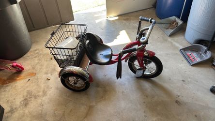 Schwinn Roadster 12-Inch Tricycle
