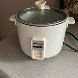 3 Cup Rice Cooker Used 