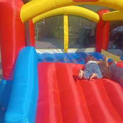 Jump N Slide Bounce House