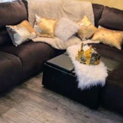 Sectional Living Room Set 