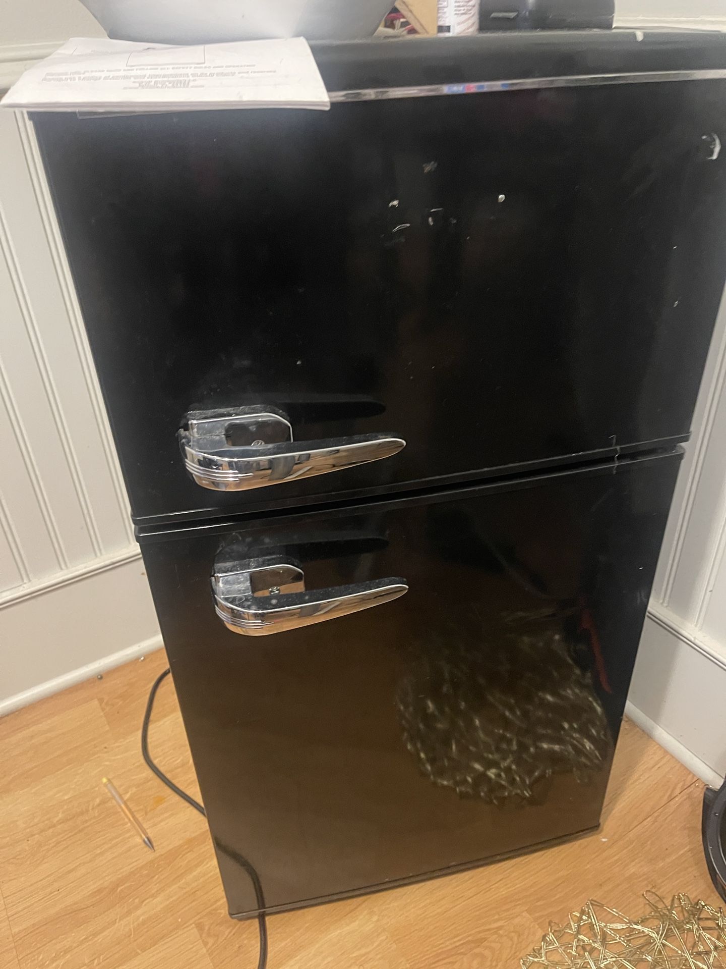 Avanti Freezer/fridge