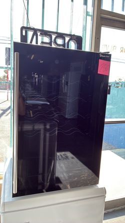Like new wine cooler