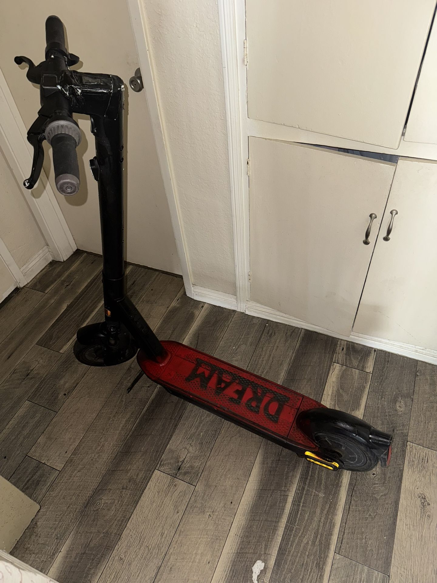 Electric Scooter With Bluetooth Capability