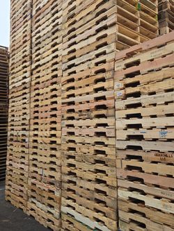 2Way pallets , 4way #1, #2, Block pallets & custom pallets